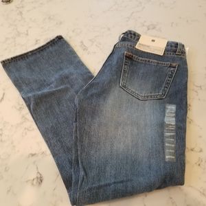 NWT Gap 10 Long Jeans  Sits Just Below Waist